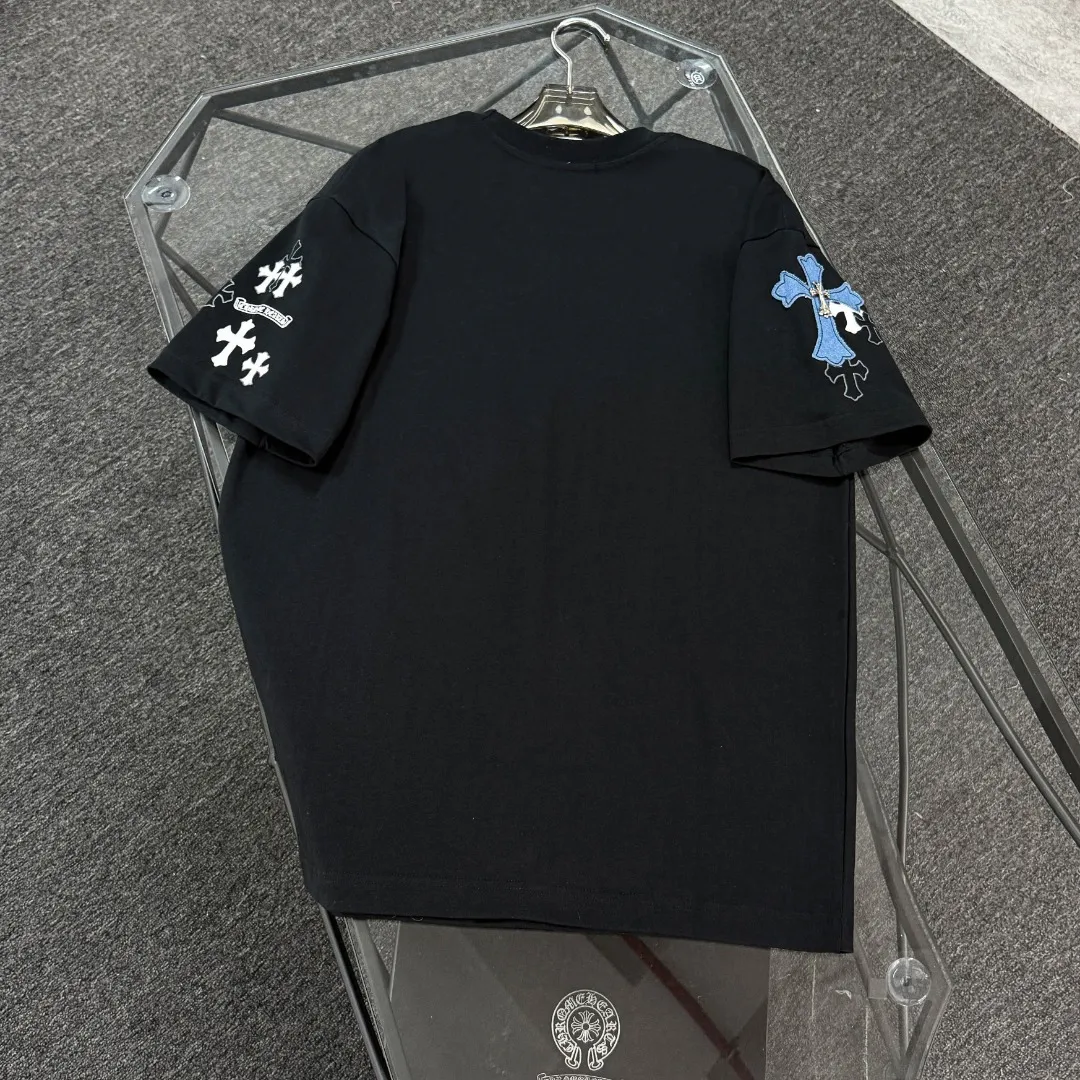 P180 Chrome hearts 25 high version fabrics made of 300 grams of high-density cotton, no deformation, no shrinkage, complete with three labels, same style for men and women, process; printing + denim patch embroidery process + original metal label Color: black white khaki SIZE: S-XL